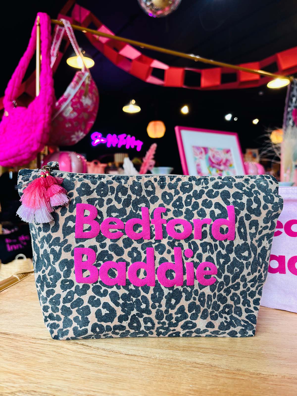 Medium Pouch | Leopard | Bedford
